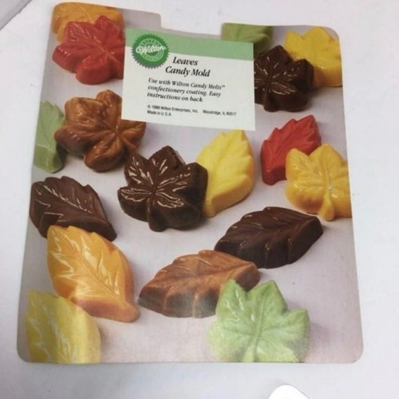 Candy Mold Leaves Vintage Wilton Chocolate Plaster Soap Fall Autumn Halloween - Picture 2 of 4
